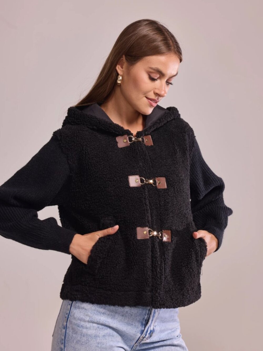 NWT Cherry Paris Marietou Jacket Women's Size M/L Black Faux Fur Hood Hook Close